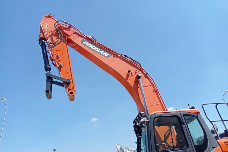 OmecoHub - Immagine DOOSAN DX380LC